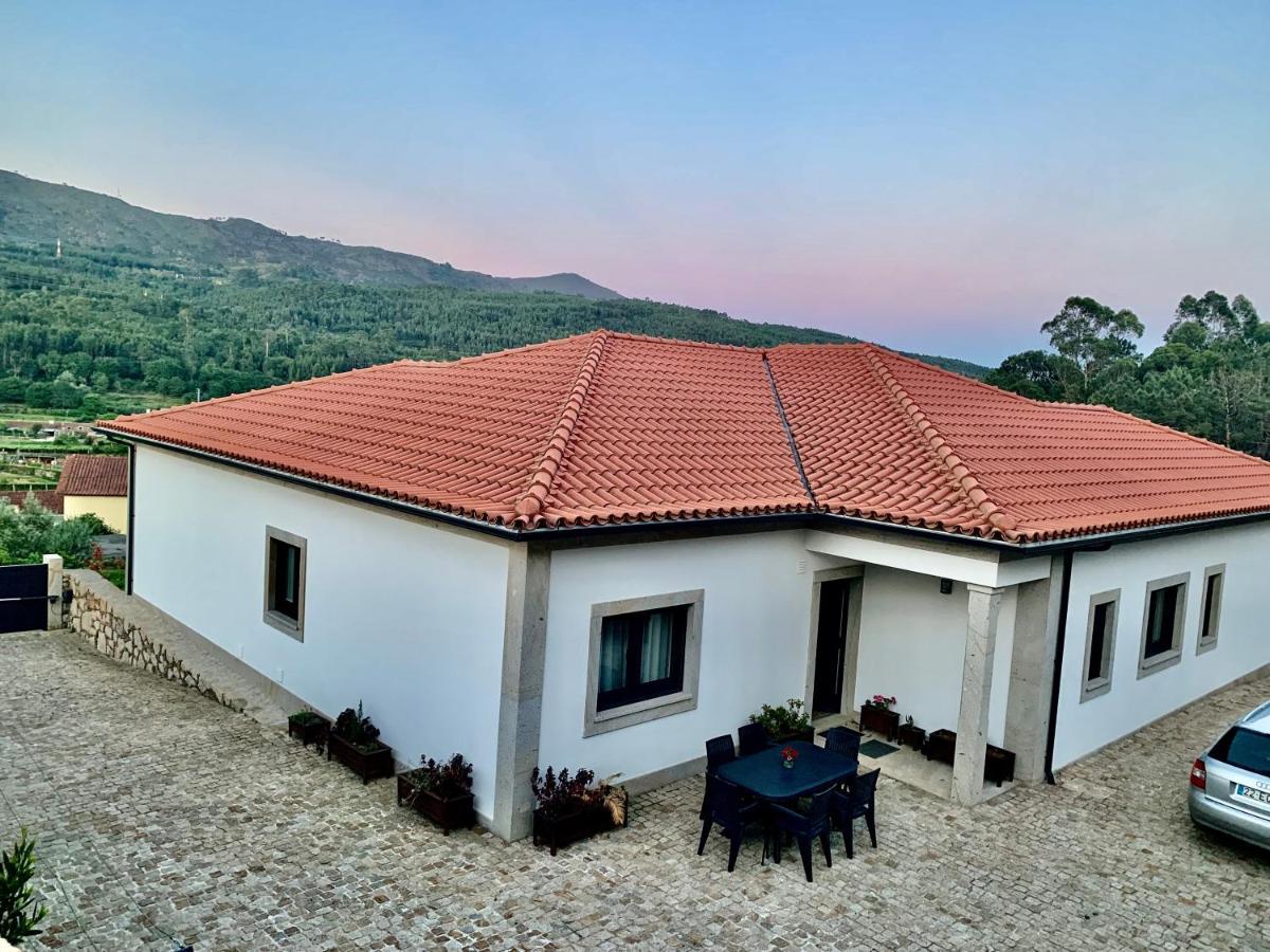 Casa Valfonte - Moradia Com Piscina Villa Gondar E Orbacem ภายนอก รูปภาพ